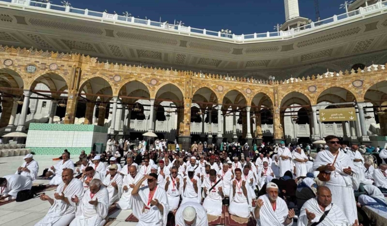 Yenişehir Uluslararası Havalimanı’nda umre yoğunluğu: Yıllık 20 bin yolcu hedefine ulaşıldı