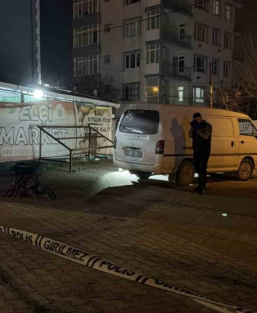 Arnavutköy’de cami avlusunda yaşlı adama silahlı saldırı: 1 yaralı