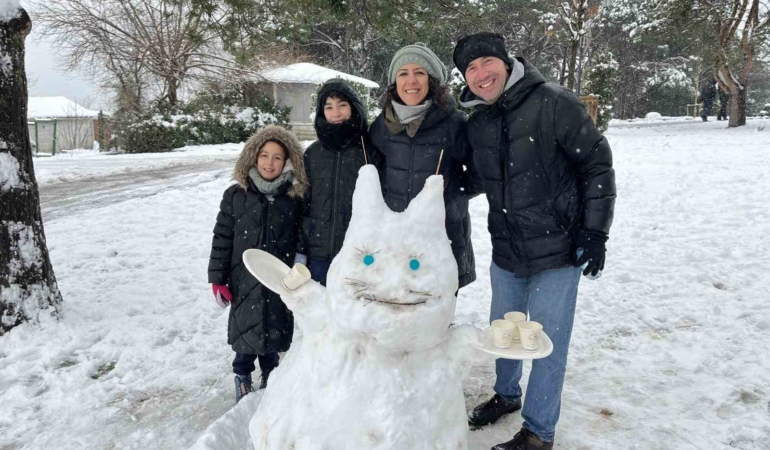Çamlıca’da çocuklar karın keyfini doyasıya çıkardı
