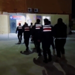 Çanakkale’de göçmen kaçakçılığı operasyonu: 4 organizatör ve 25 kaçak göçmen yakalandı