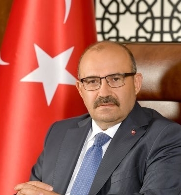 Vali Ustaoğlu’ndan 10 Ocak Gazeteciler günü mesajı