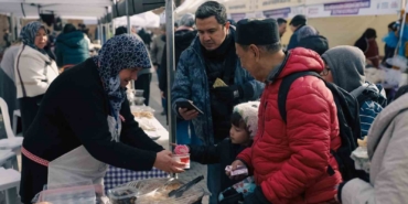 "Meydan Kadınların" dayanışma pazarına büyük ilgi