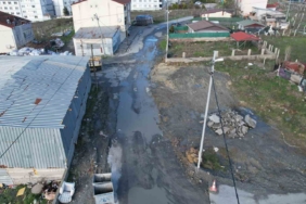 Arnavutköy’de İSKİ çalışması yarım kaldı: Mahalleli çileden çıktı