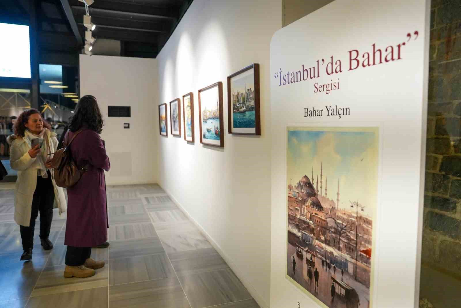 "İstanbul’da Bahar" sulu boya sergisi sanatseverlerle buluştu