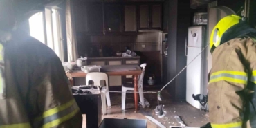 Erdek’te bir apartman dairesi alevlere teslim oldu