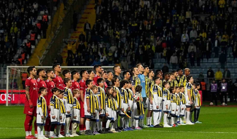 Ziraat Türkiye Kupası: Beyoğlu Yeni Çarşı: 0 - Fenerbahçe: 0 (Maç devam ediyor)
