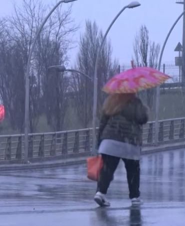 Bağcılar’da kar yağışı başladı