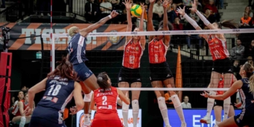 Eczacıbaşı Dynavit, Olympiakos’a set vermedi