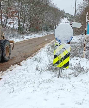Nilüfer’de kar yağışına karşı kesintisiz mesai