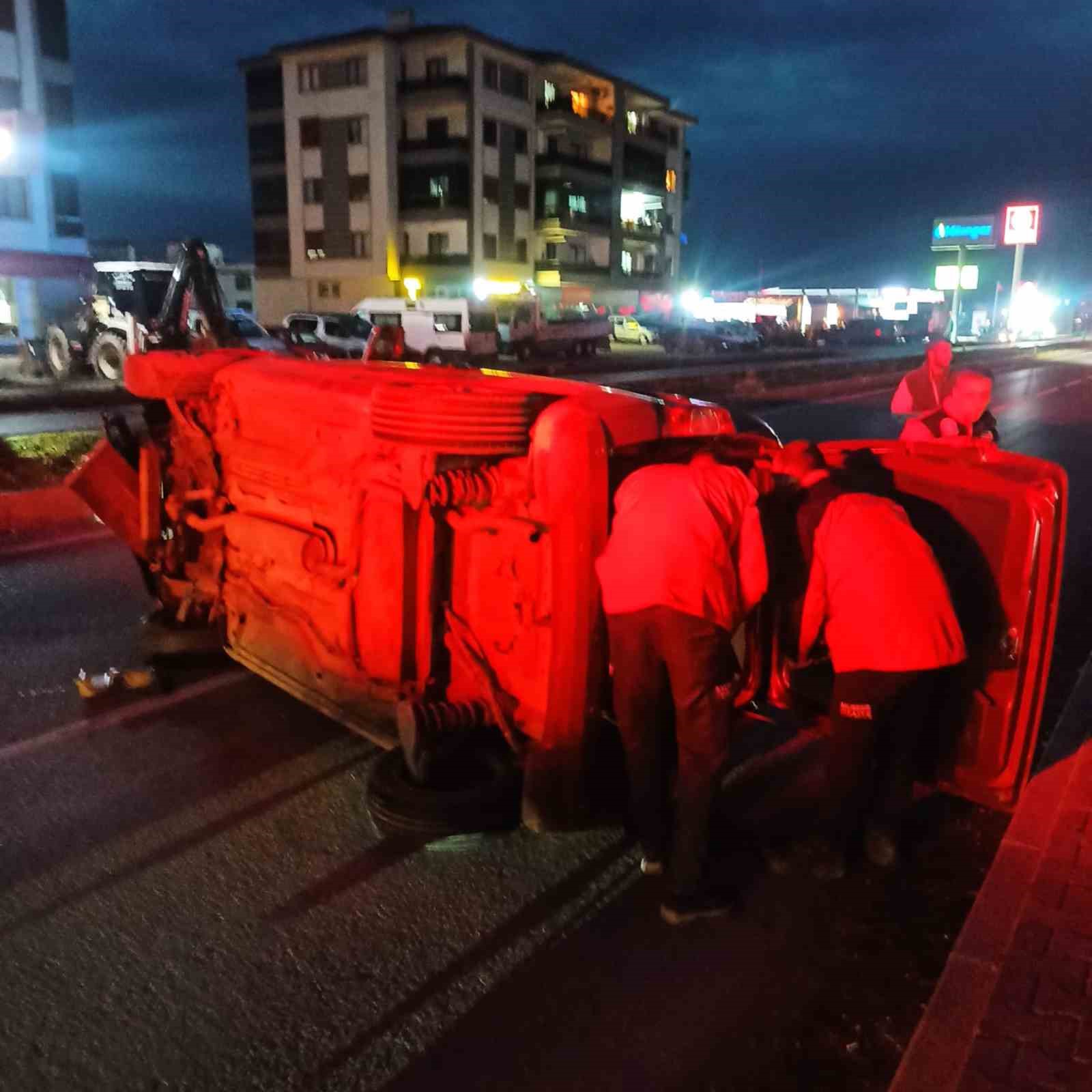 Gömeç’te devrilen ticari araçtaki 1 kişi yaralandı