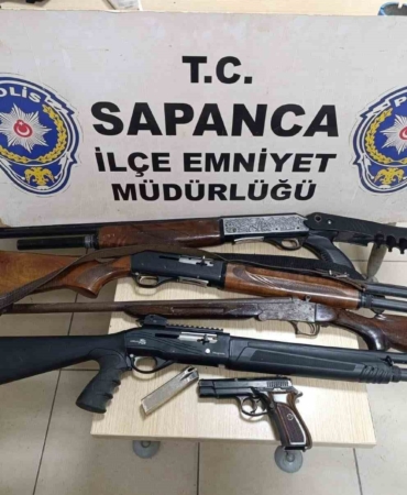 Emniyet ekipleri zehir tacirlerine göz açtırmıyor: 2 gözaltı