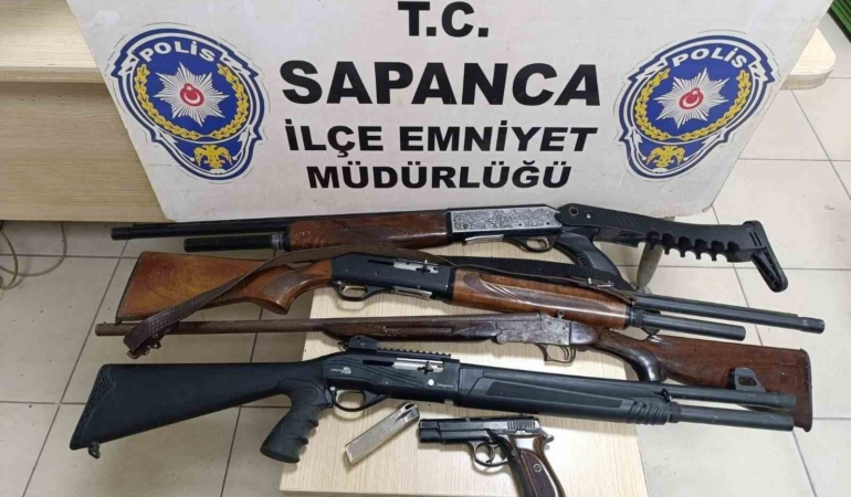 Emniyet ekipleri zehir tacirlerine göz açtırmıyor: 2 gözaltı