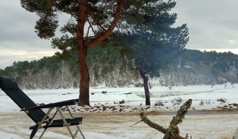 Yağan kar sonrası Adliye Göledi piknikçilerin akınına uğradı