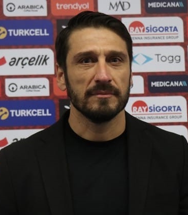 Ümit Milli Takım Teknik Direktörü Egemen Korkmaz’ın acı günü