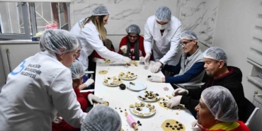 Mola Evi’nde, özel öğrenciler birlikte börek ve kurabiye yaptı