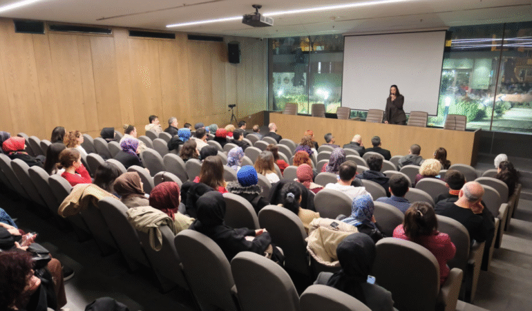 İnegöl Belediyesi’nden otizm farkındalığını arttıran seminer