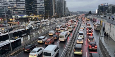 İstanbul’da trafik yoğunluğu yüzde 87’e ulaştı