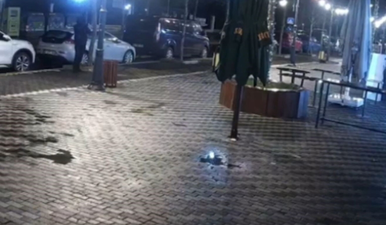 Beylikdüzü’nde iş yeri kurşunlama anı kamerada