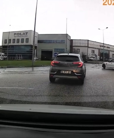 Bursa’da cadde ortasında driftin bedeli 58 bin lira oldu