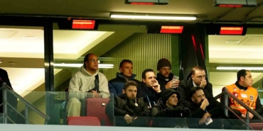 Galatasaray’ın yeni transferi Noa Lang tribünde