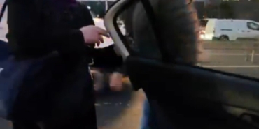 Taksici trafiği yoğun buldu, aldığı yolcuyu tekrar indirdi