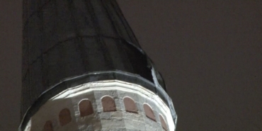 Beyazıt Camii’nin minaresindeki kurşun kaplama lodosta söküldü