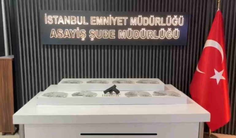 Kadıköy’de emekli öğretmeni 117 bin dolar dolandıran 4 kişi tutuklandı