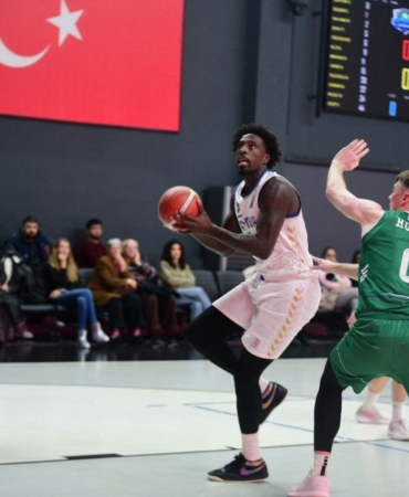 Çayırova Belediyesi, Federasyon Kupası’nda yarı finale yükseldi