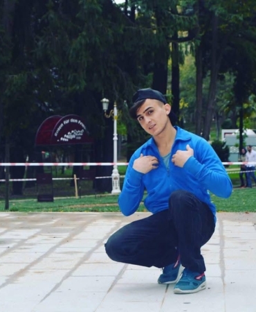 Küçükçekmece’de 2 kişinin hayatını kaybettiği olaya ilişkin silah sesleri kameraya yansıdı