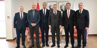 Gençlik ve Spor Bakanı Bak, Gaziosmanpaşa’da spor yatırımlarını yerinde inceledi