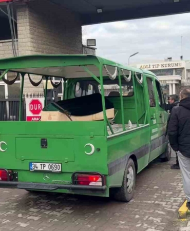 Rus yüzücüye ait olduğu değerlendirilen ceset Adli Tıp Kurumu’na getirildi