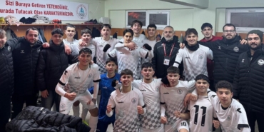 Körfez Gençlerbirliği, U-18 Ligi’nde liderliğe yükseldi