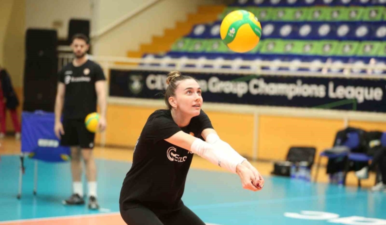 Eczacıbaşı Dynavit, Sırbistan’dan galibiyet bekliyor