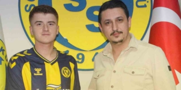 Galatasaray altyapısından yetişen genç futbolcu Söğütspor’a transfer oldu
