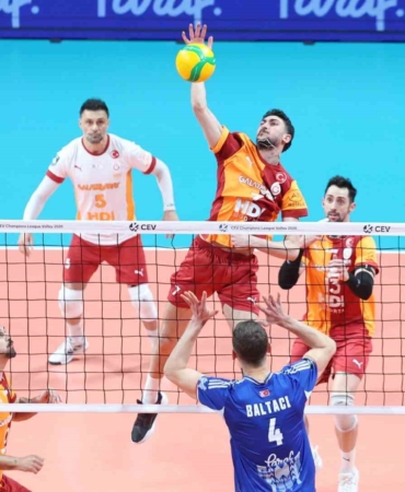 CEV Şampiyonlar Ligi: Galatasaray: 3 - Halkbank: 1