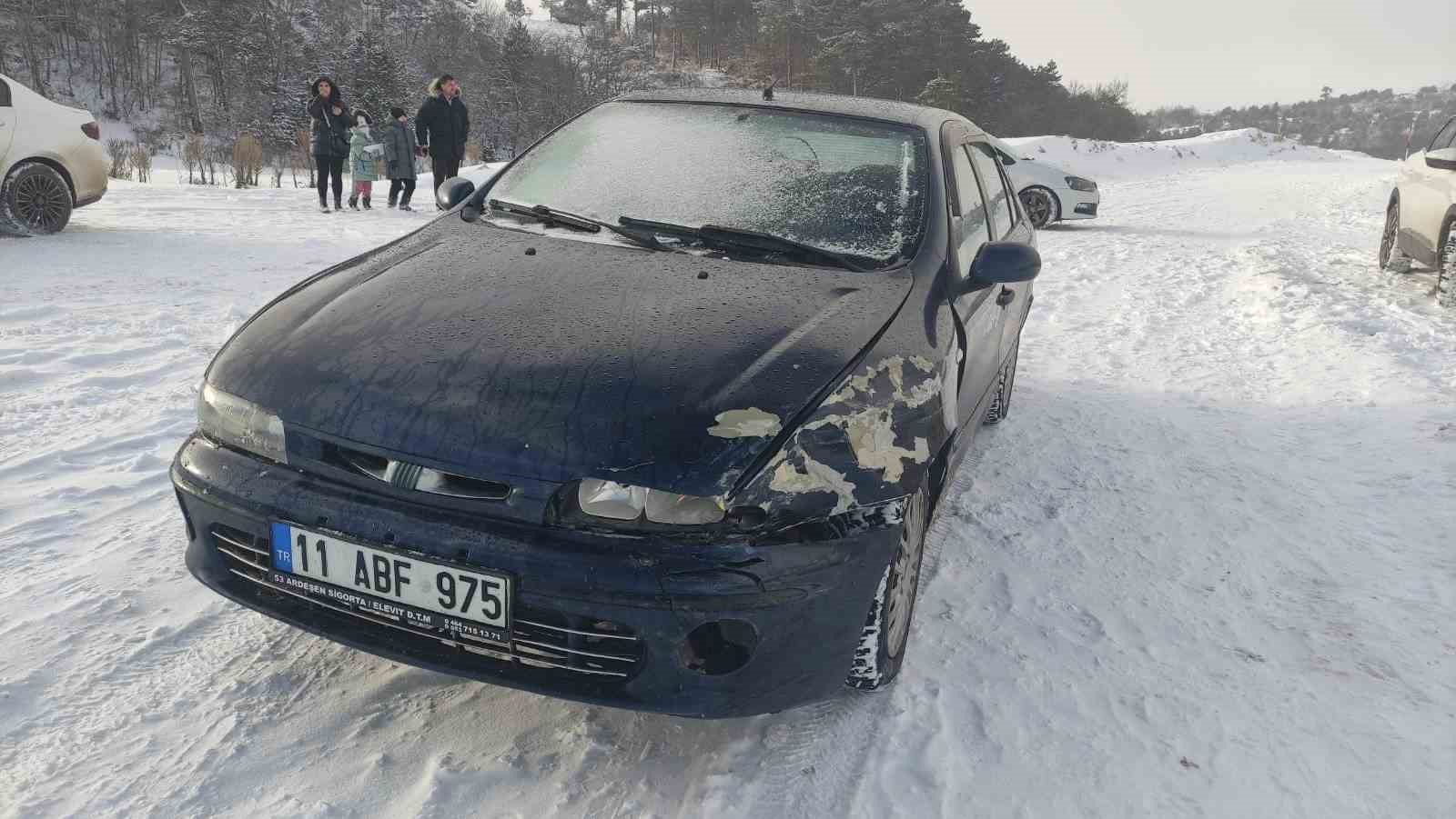 Bilecik’te kontrolden çıkan otomobil kazaya sebep oldu: 1 yaralı