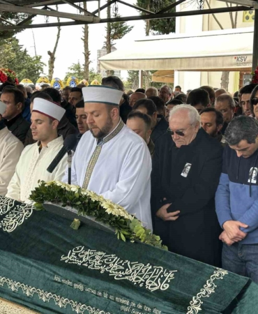 Türk halk müziğinin usta ismi Seha Okuş son yolculuğuna uğurlandı