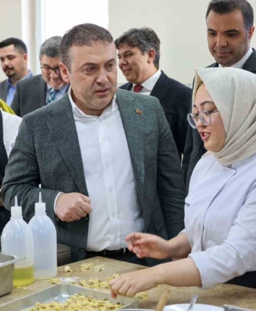 Vali Sözer Söğüt MYO’daki faaliyetleri yerinde inceledi