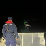 Çanakkale’de sürüklenen teknedeki 3 kişi kurtarıldı