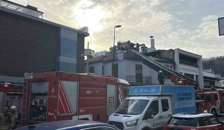 Beşiktaş’ta iş yerinde korkutan yangın: 1 itfaiyeci yaralandı