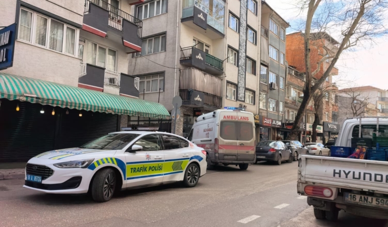 İnegöl’de genç adam evinde ölü bulundu