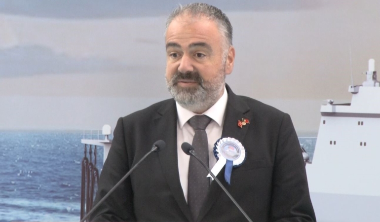 Portekiz denizde ikmal ve lojistik destek gemilerinin blokları kızağa alındı