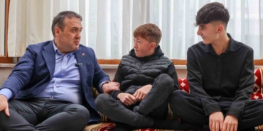 Vali Sözer’den Çocuk Evleri Sitesi ve huzurevini ziyaret