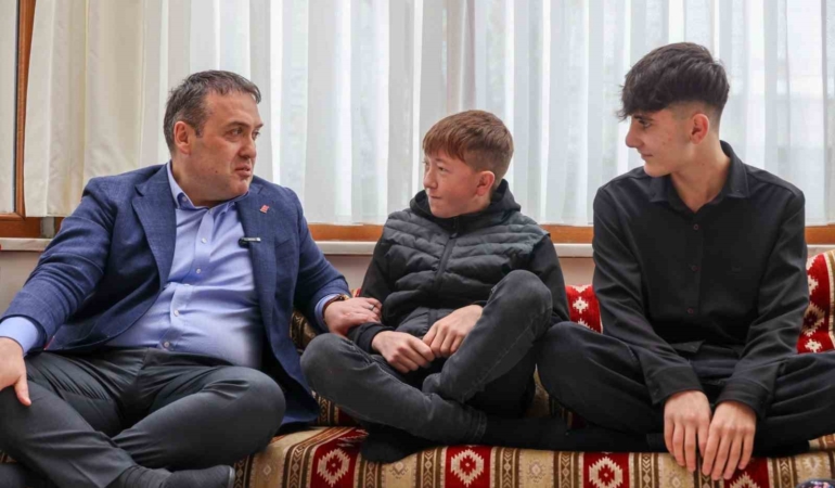 Vali Sözer’den Çocuk Evleri Sitesi ve huzurevini ziyaret