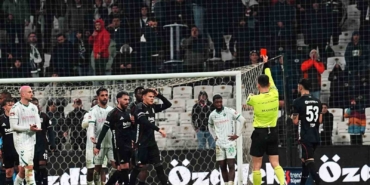 Kristjan Asllani ilk maçında kırmızı kart gördü