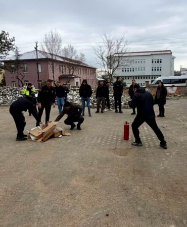 Bilecik’te emniyet personeline yangın ve deprem farkındalık eğitimi