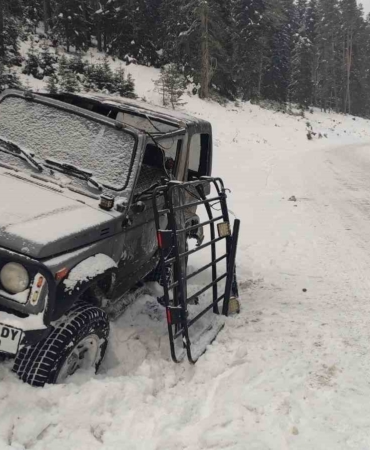 Bilecik’te buzlanma kazaya neden oldu otomobil takla attı