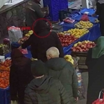 Kaşla göz arasında hırsızlık yaptı: O şüpheliyi polis yakaladı