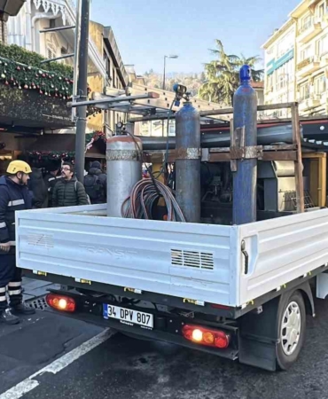 Baylan Pastanesi’nin kaçak kısımları yıkılıyor