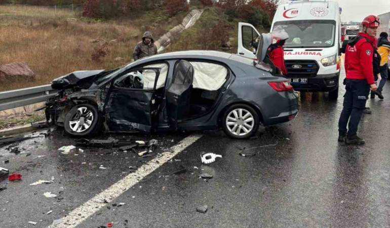 İzmir-İstanbul Otoyolu’nda zincirleme kaza: 1 ölü, 10 yaralı